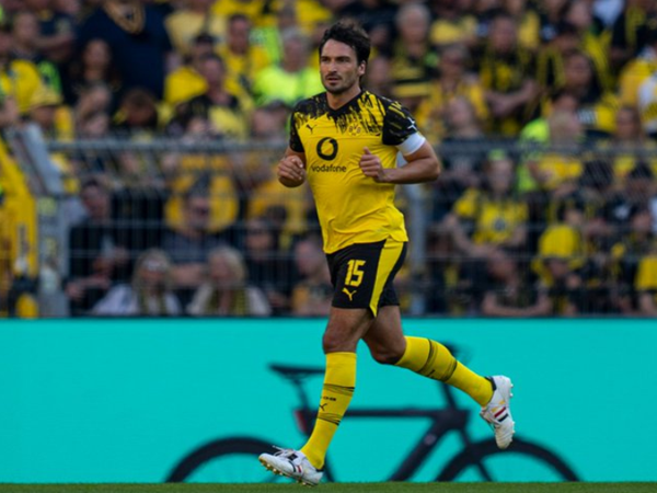 Borussia Dortmund: Mats Hummels, Selamat Tinggal!